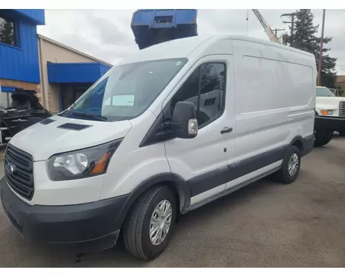 FORD TRANSIT 150 Complete Vehicle