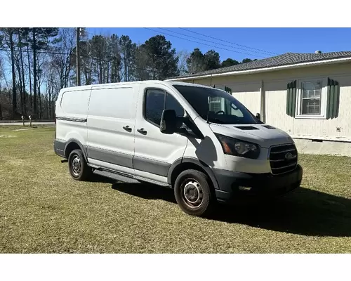 FORD TRANSIT 250 Complete Vehicle