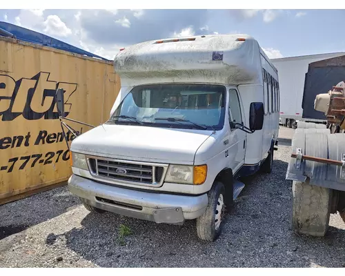 FORD e450 Complete Vehicle