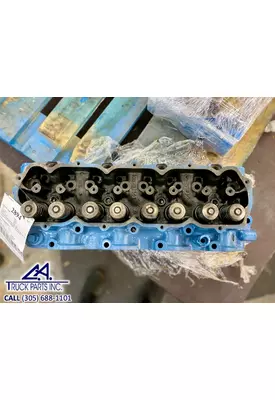 FORD  Cylinder Head