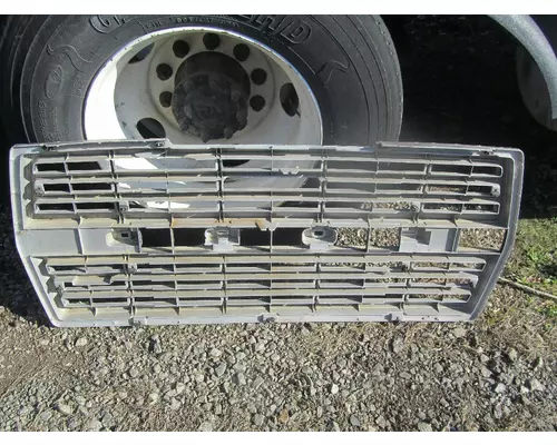 FORD  Grille