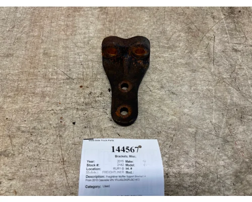 FREIGHTLINER 04-28261-000 Brackets, Misc.