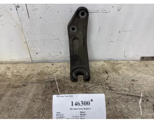 FREIGHTLINER 05-30581-000 Radiator Core Support