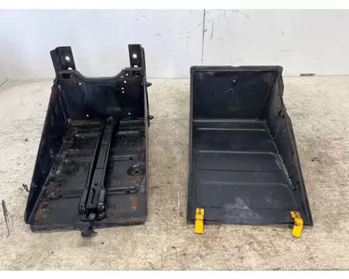 FREIGHTLINER 06-43586-000 Battery Box