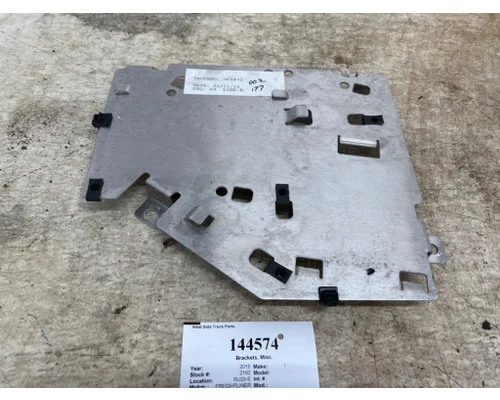 FREIGHTLINER 06-69636-000 Brackets, Misc.