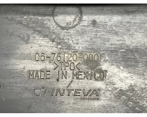 FREIGHTLINER 06-76120-000 Miscellaneous Parts