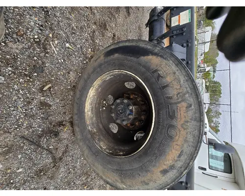 FREIGHTLINER 10001387 Hub