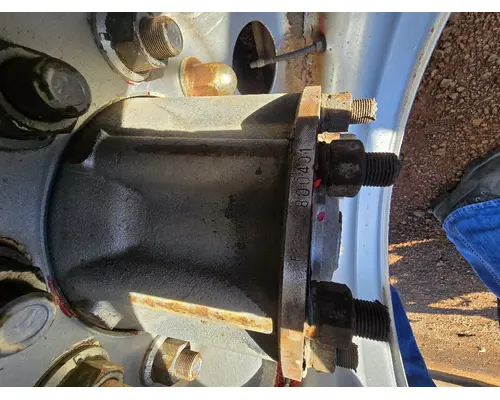 FREIGHTLINER 10001387 Hub