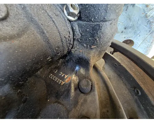 FREIGHTLINER 10001389 Hub