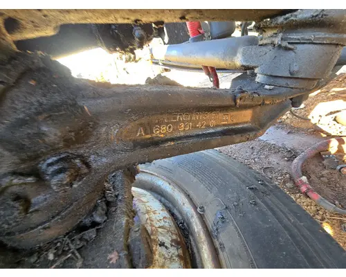 FREIGHTLINER 10001389 Hub