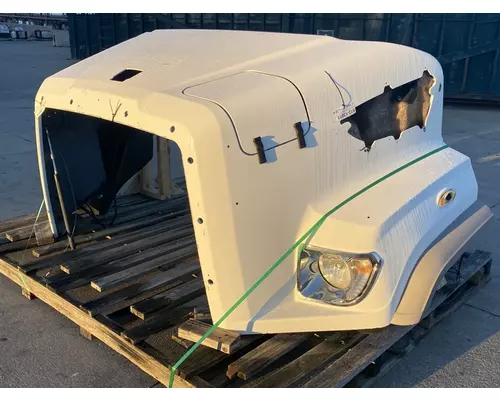 FREIGHTLINER 108SD SBA Hood