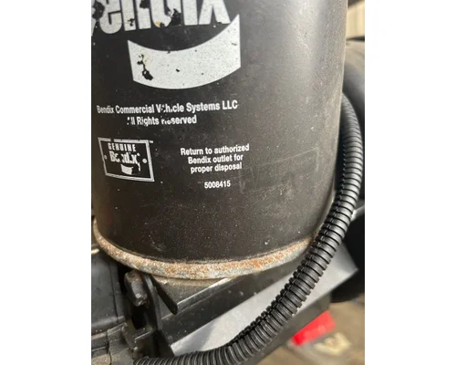 FREIGHTLINER 108SD Air Drier