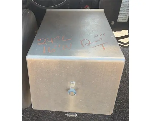 FREIGHTLINER 108SD BATTERY BOX