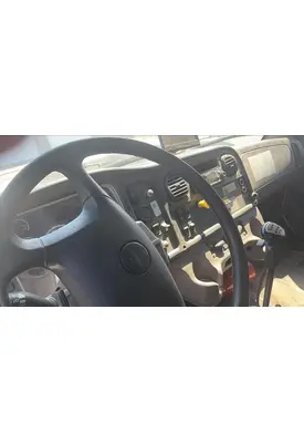 FREIGHTLINER 108SD CAB