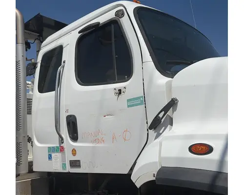 FREIGHTLINER 108SD CAB