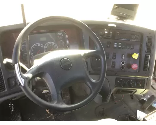 FREIGHTLINER 108SD Cab