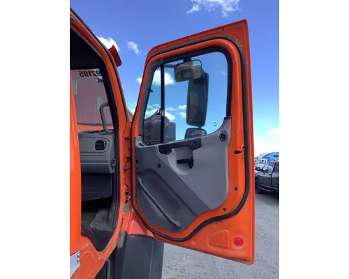 FREIGHTLINER 108SD DOOR-FRONT