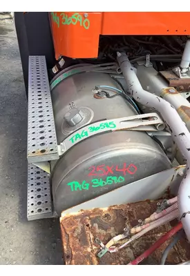FREIGHTLINER 108SD Fuel Tank