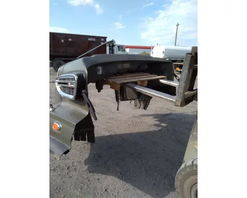 FREIGHTLINER 108SD HOOD