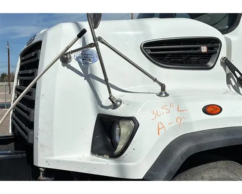 FREIGHTLINER 108SD HOOD
