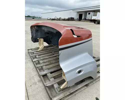 FREIGHTLINER 108SD Hood