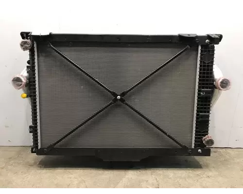 FREIGHTLINER 108SD Radiator