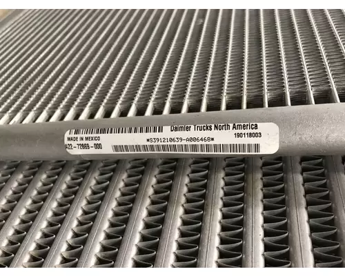 FREIGHTLINER 108SD Radiator