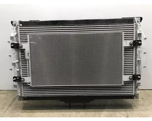 FREIGHTLINER 108SD Radiator