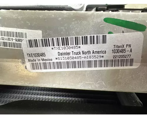 FREIGHTLINER 108SD Radiator