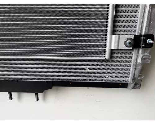 FREIGHTLINER 108SD Radiator