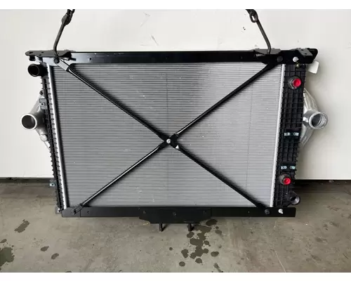 FREIGHTLINER 108SD Radiator