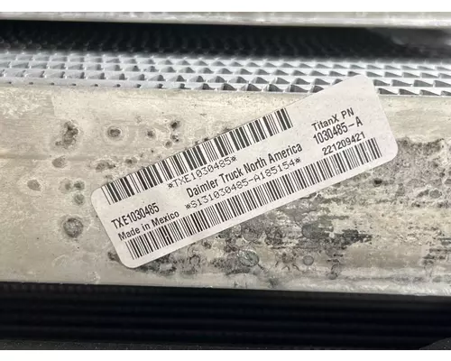 FREIGHTLINER 108SD Radiator