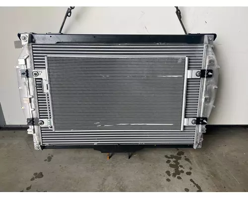 FREIGHTLINER 108SD Radiator