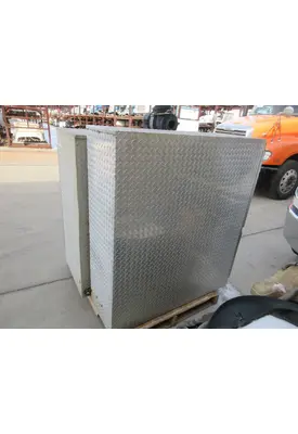 FREIGHTLINER 114 SD Tool Box
