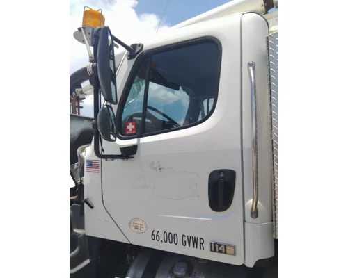 FREIGHTLINER 114SD 2014-2026 DOOR ASSEMBLY, FRONT