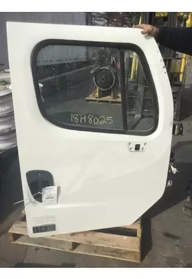 FREIGHTLINER 114SD 2014-2026 DOOR ASSEMBLY, FRONT
