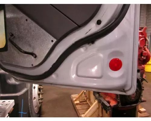 FREIGHTLINER 114SD 2014-2026 DOOR ASSEMBLY, FRONT