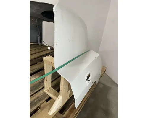 FREIGHTLINER 114SD SBA Hood