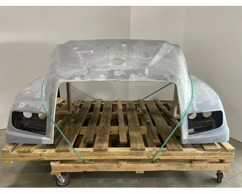 FREIGHTLINER 114SD SFA Hood