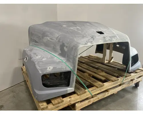 FREIGHTLINER 114SD SFA Hood