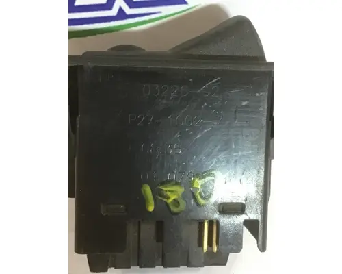 FREIGHTLINER 114SD 124 Driver Control Switches