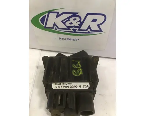 FREIGHTLINER 114SD 124 Switch Components