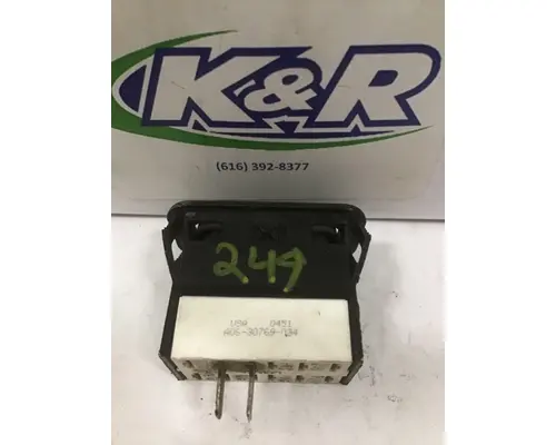 FREIGHTLINER 114SD 124 Switch Components