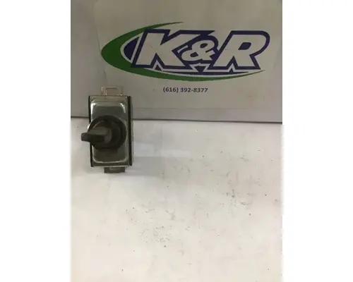 FREIGHTLINER 114SD 124 Switch Components