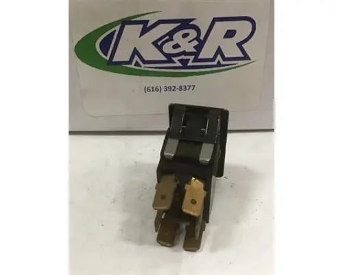 FREIGHTLINER 114SD 124 Switch Components