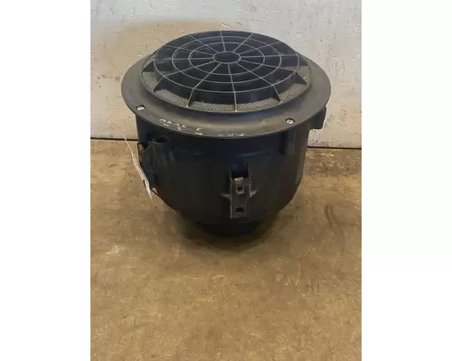 FREIGHTLINER 114SD Air Cleaner