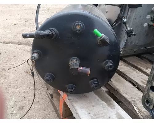 FREIGHTLINER 114SD Air Tank