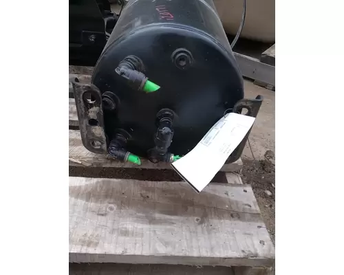 FREIGHTLINER 114SD Air Tank