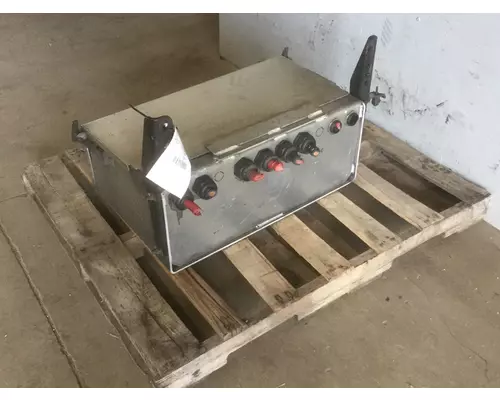 FREIGHTLINER 114SD BATTERY BOX