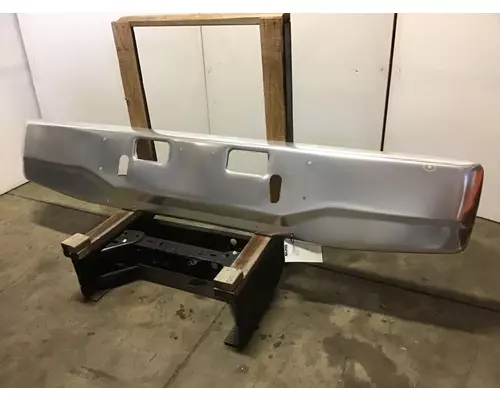 FREIGHTLINER 114SD BUMPER ASSEMBLY, FRONT